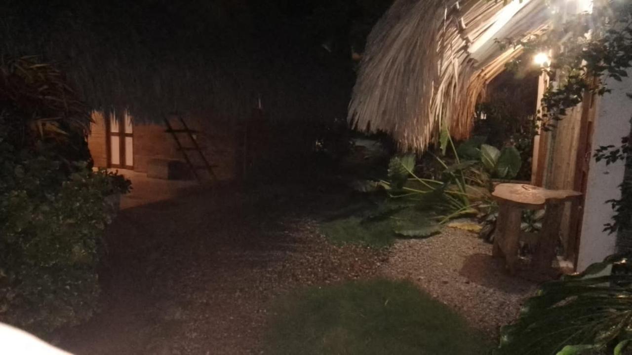 Esquina Lejana Ecolodge パロミノ エクステリア 写真
