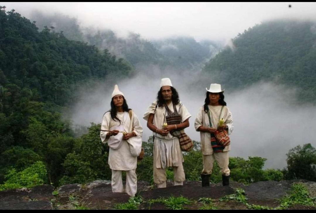 Esquina Lejana Ecolodge パロミノ エクステリア 写真